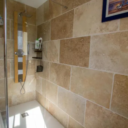 La Petite Barque בית נופש Saint-Julien-de-Lampon