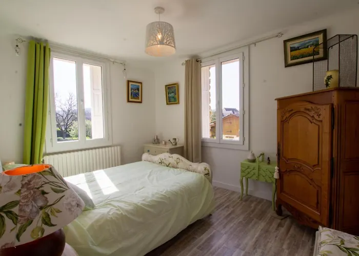 La Petite Barque Ferienhaus Saint-Julien-de-Lampon